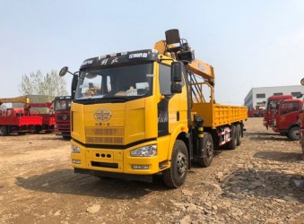 解放前四后八j6隨車吊多少錢